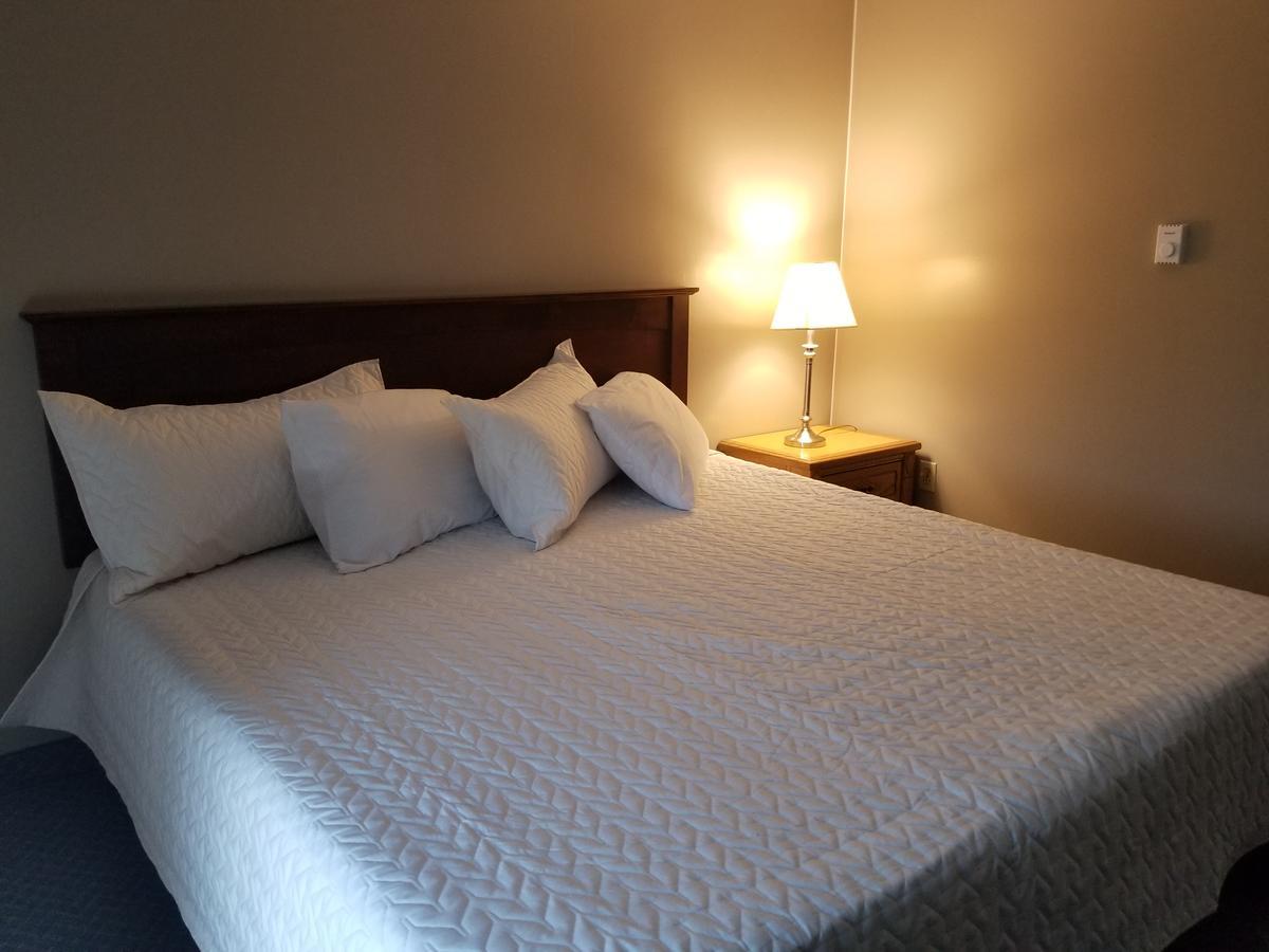 Knights Inn Woodstock Extérieur photo