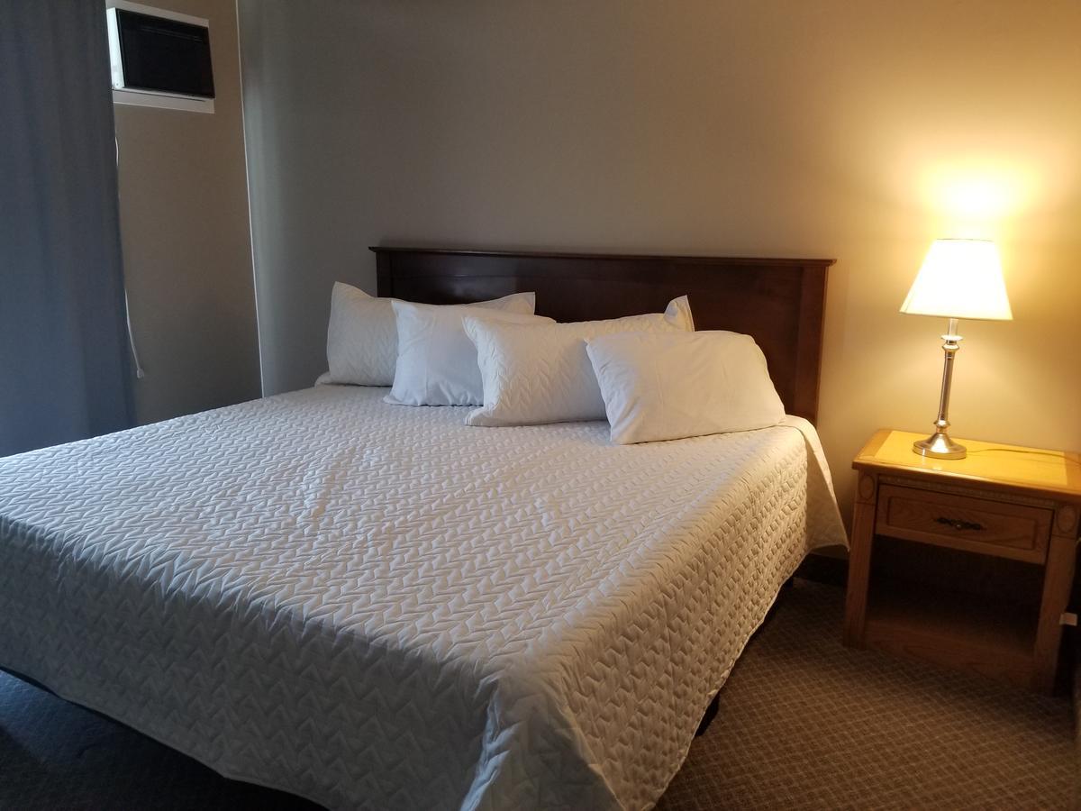 Knights Inn Woodstock Extérieur photo